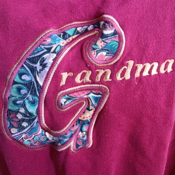 Vintage XL Sweatshirt Grandma Embroidered 1990's Hanes Activewear USA Burgundy - Picture 3 of 4
